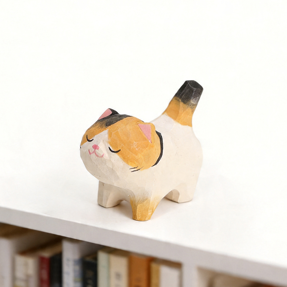 Cute Golden Gradient Cat Figur - Home Office Freelancer 评论和价格