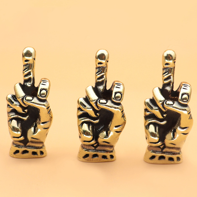 Copper Hand With Erect Middle  - Home Office Freelancer 评论和价格